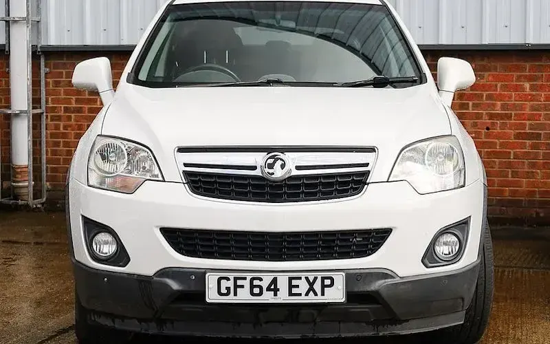 Usado Vauxhall Antara 163 HP (119 kW) 2014 SUV