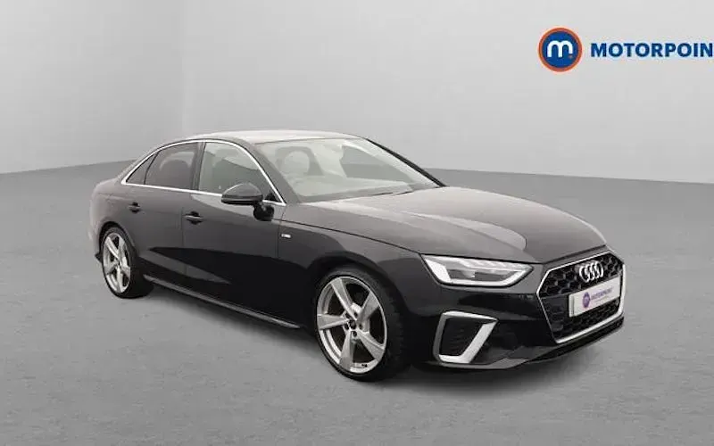 Usado Audi A4 S-Line 150 CV (110 kW) 2025 Berlina