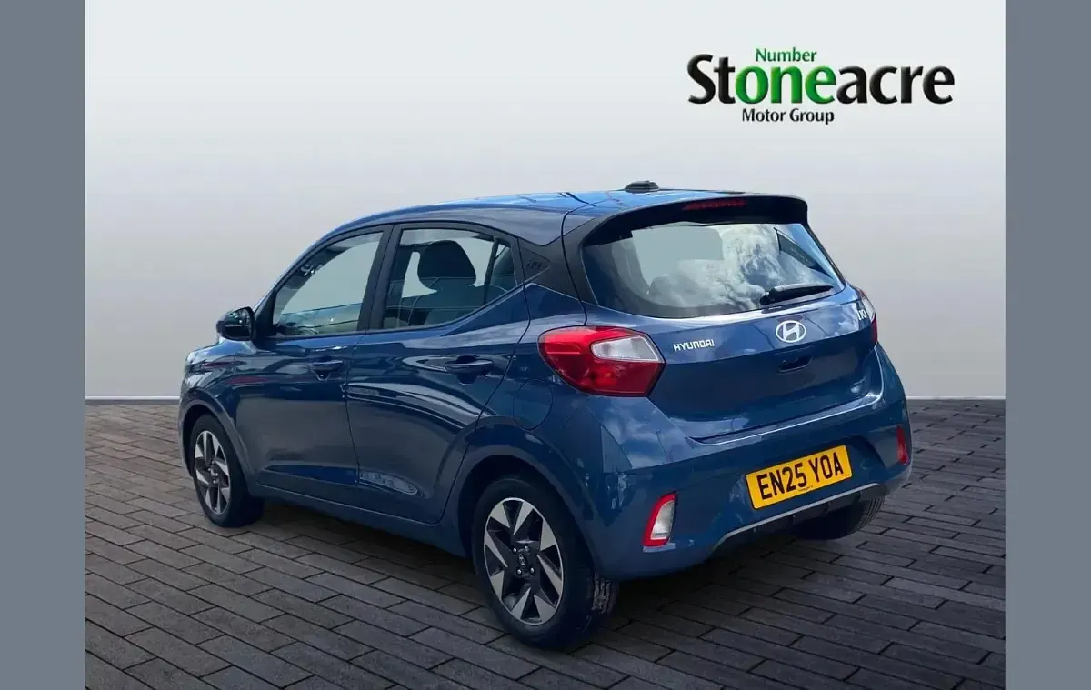 Usado Hyundai i10 Advanced 61 HP (44 kW) 2025 Azul Citadino