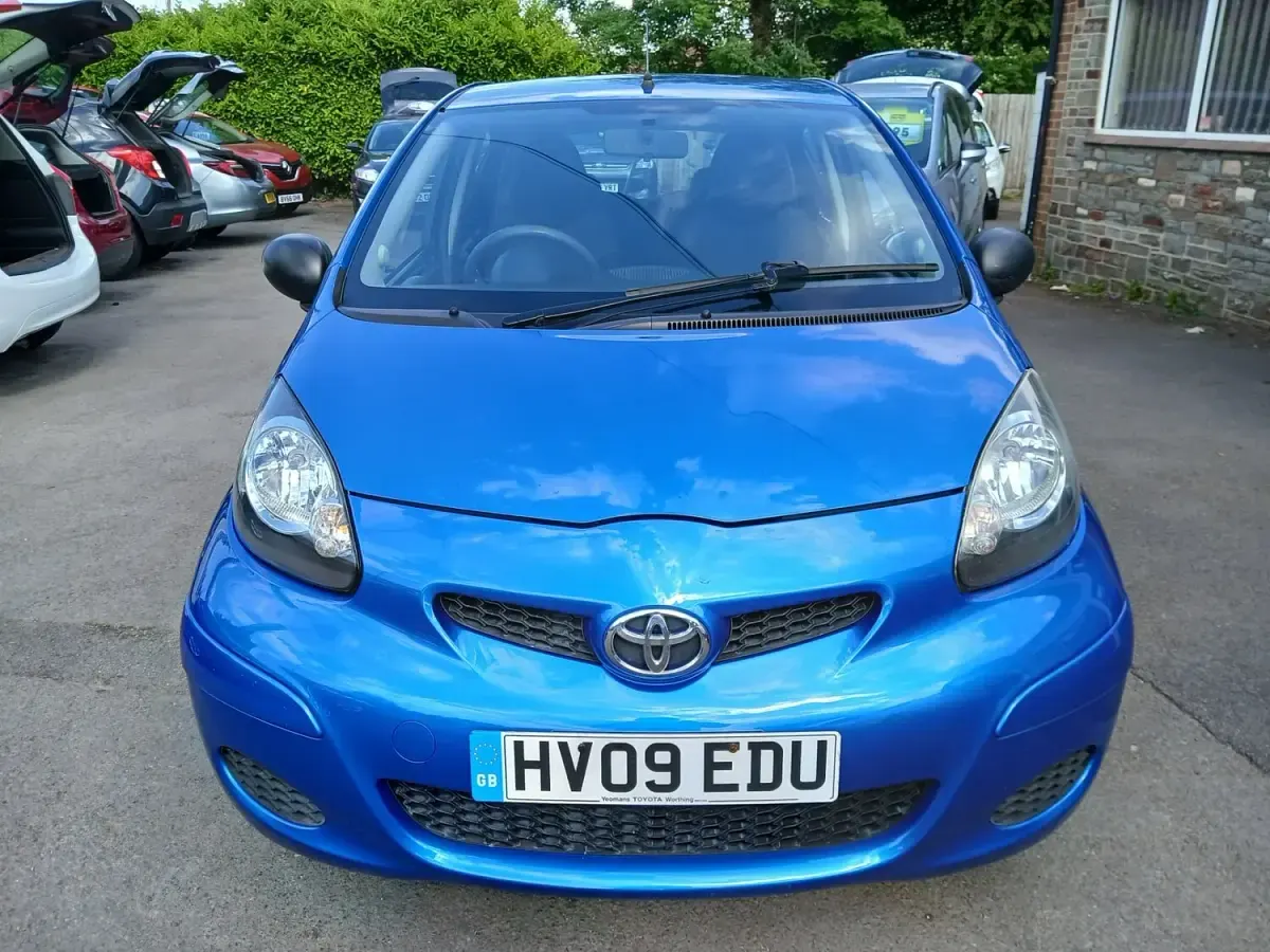 Used Toyota Aygo 2009 Blue Hatchback