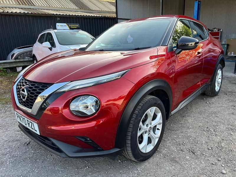 Gebraucht Nissan Juke N-Connecta 114 PS (83 kW) 2020 Rot SUV