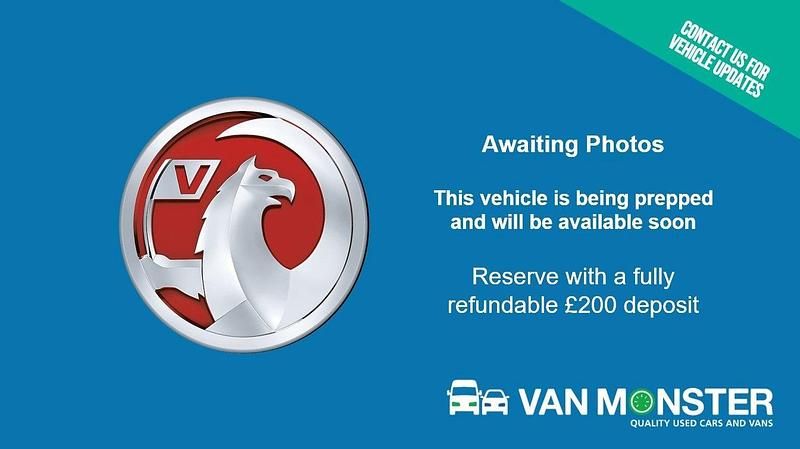 White Used 2023 Vauxhall Corsa Design Edition Hatchback | £10,238 (Super price) - Image 1/2