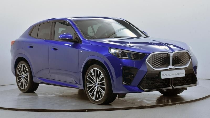 Used BMW iX2 M Sport 147 kW (201 HP) 2025 Blue SUV