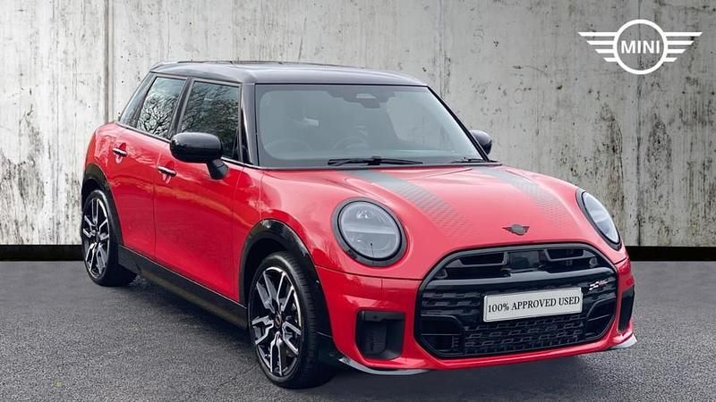 Używany Mini Cooper Hatch 113 kW (154 KM) 2025 Czerwony Hatchback