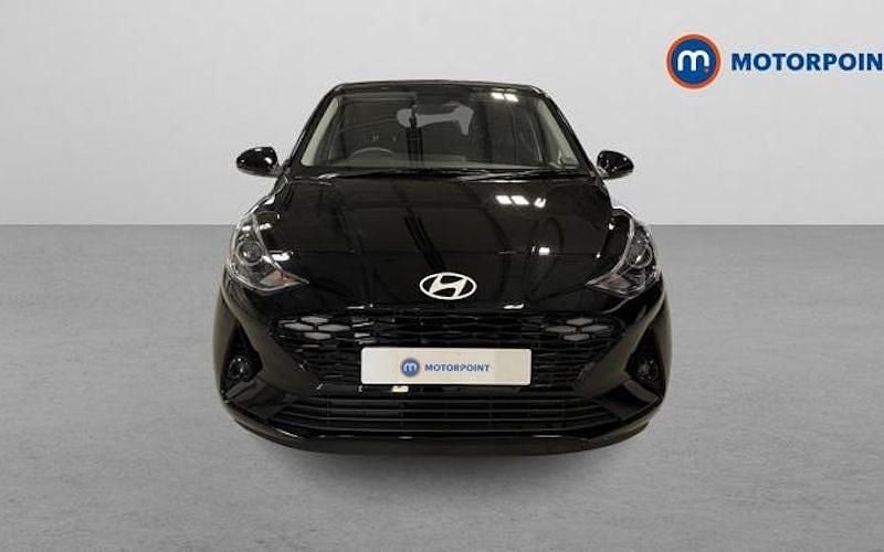 New Hyundai i10 Premium 79 HP (58 kW) 2025 Black Hatchback