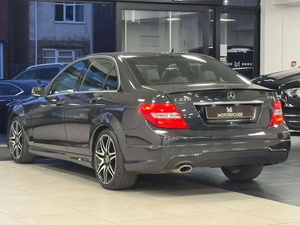 Used Mercedes C220 AMG 170 HP (125 kW) 2012 Black Sedan