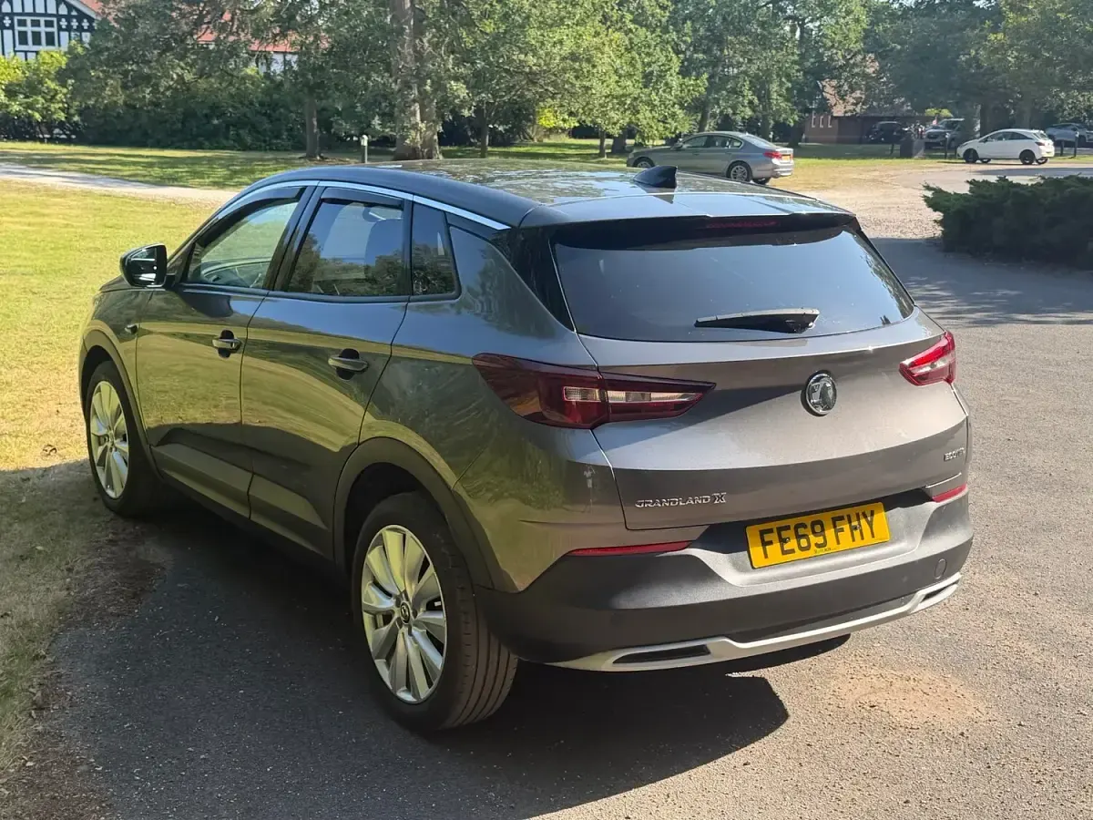 Used Vauxhall Crossland X Elite 2019 Grey SUV