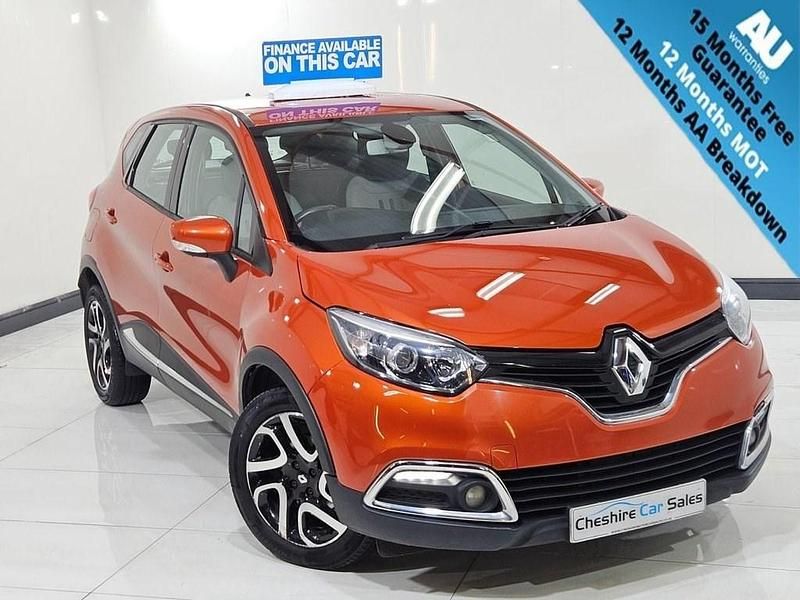 Used Renault Captur Dynamique 90 HP (66 kW) 2013 Orange SUV