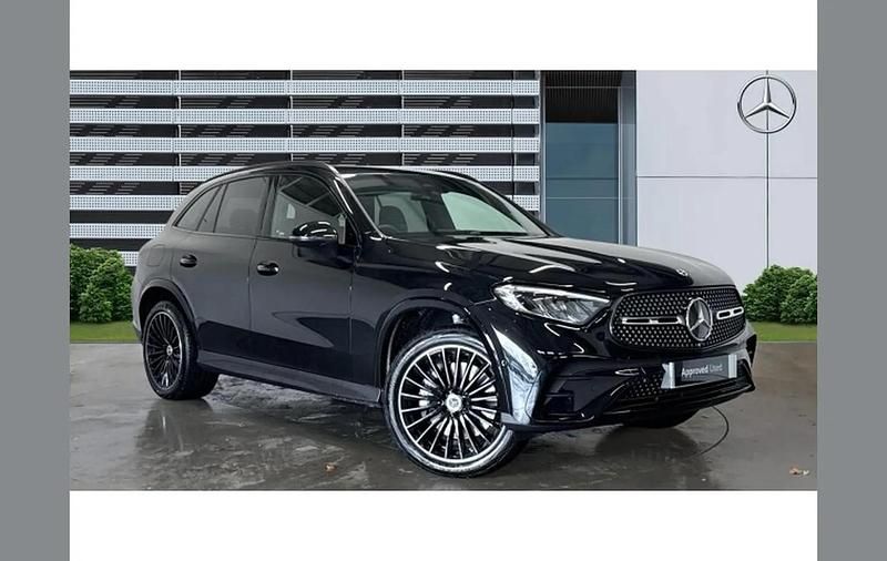 Black New 2025 Mercedes GLC300e Urban SUV | £51,980 (A bit pricey) - Image 1/4