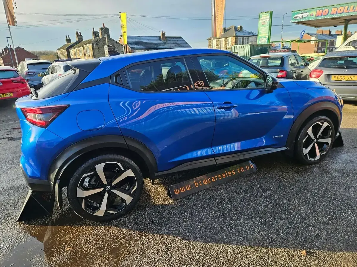 Used Nissan Juke Tekna 143 HP (105 kW) 2022 Blue SUV