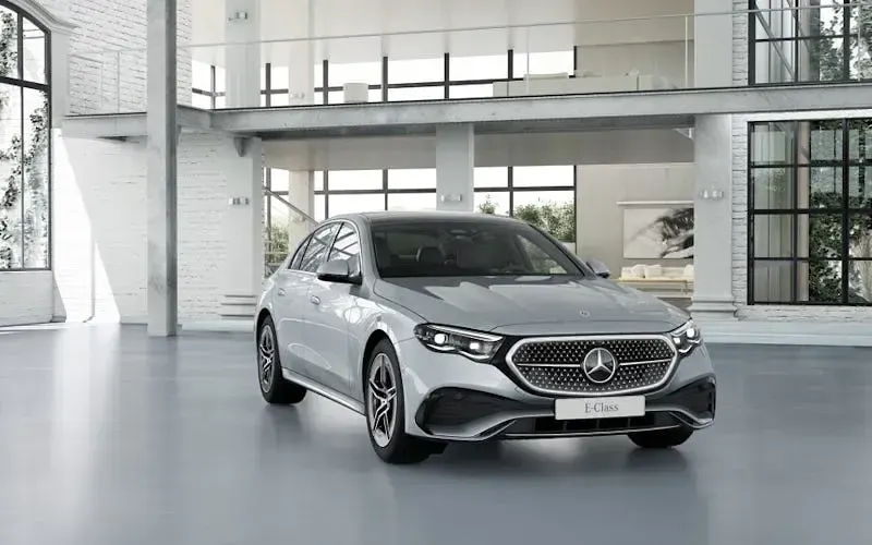 New Mercedes E200 AMG Line Premium 204 HP (150 kW) 2025 Sedan