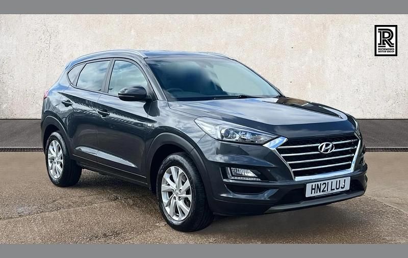 Used Hyundai Tucson SE 134 HP (98 kW) 2021 Grey SUV