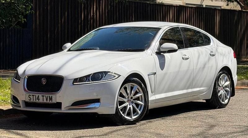 Usado Jaguar XF Premium Luxury 2014 Branco Sedan