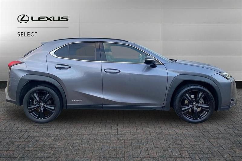 Used Lexus UX 250h 184 HP (135 kW) 2021 Grey SUV