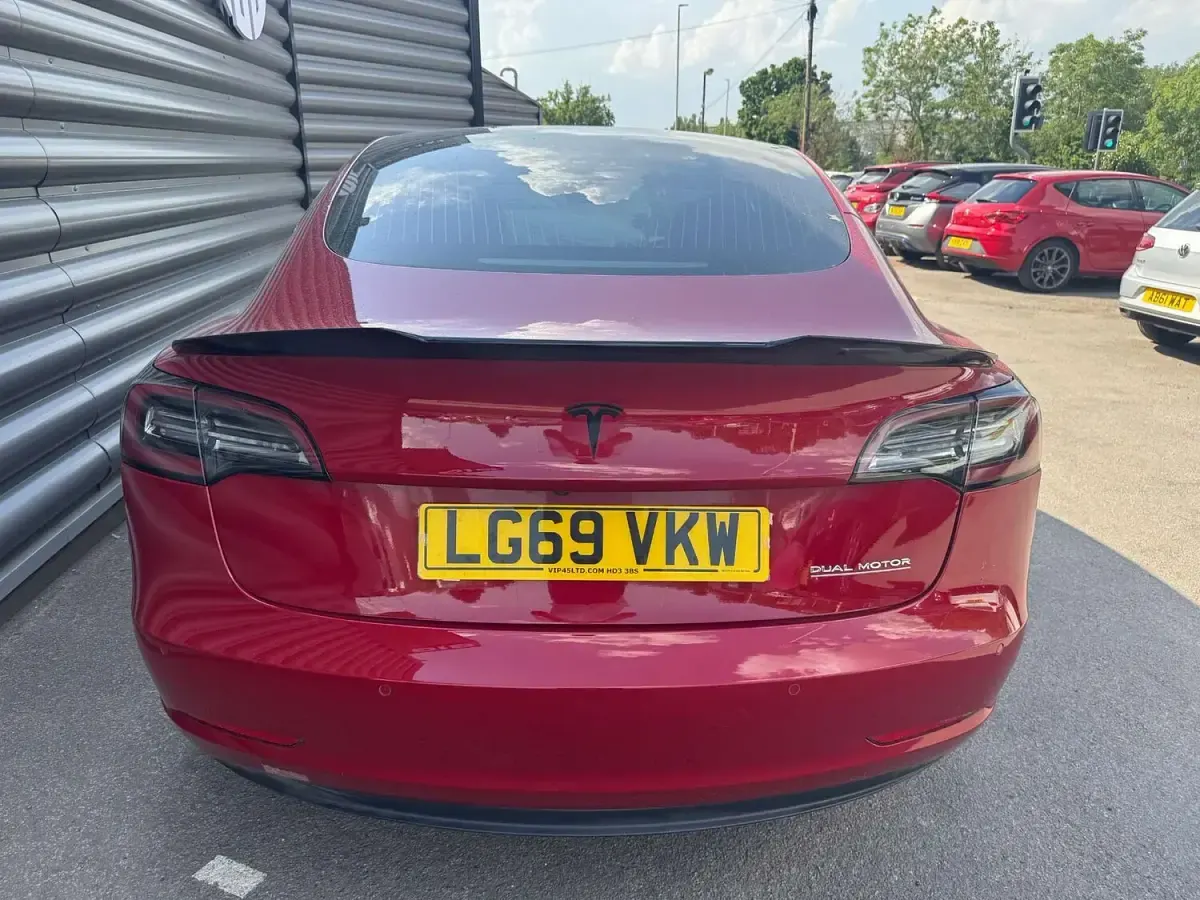 Used Tesla Model 3 Performance 461 kW (627 HP) 2019 Red Sedan
