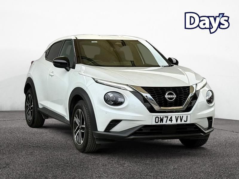 Used Nissan Juke N-Connecta 114 HP (83 kW) 2025 White SUV