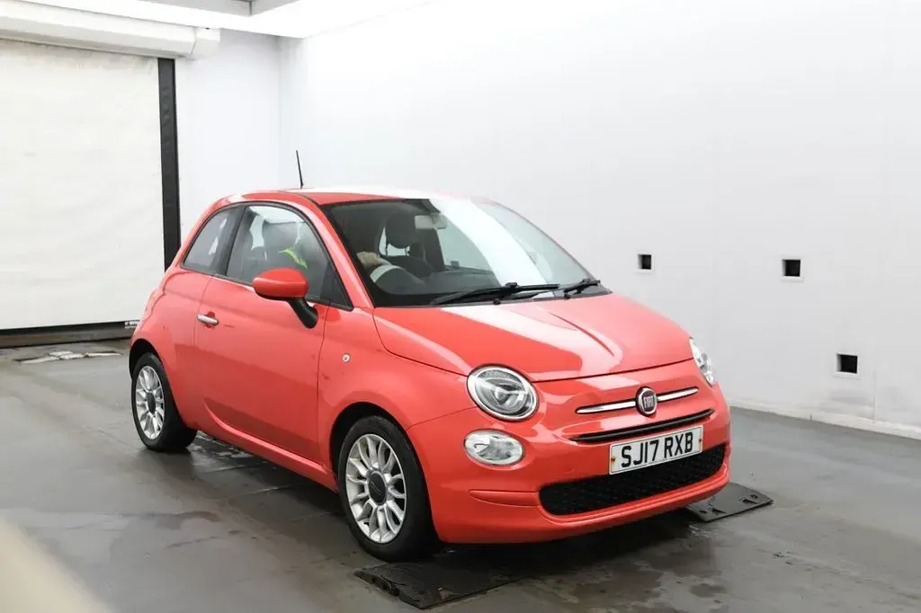Used Fiat 500 Pop Star 69 HP (50 kW) 2017 Pink Hatchback