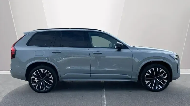 Used Volvo XC90 Ultra 455 HP (334 kW) 2025 Grey SUV