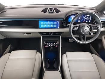 Used Porsche Macan Turbo 469 kW (639 HP) 2024 Black SUV