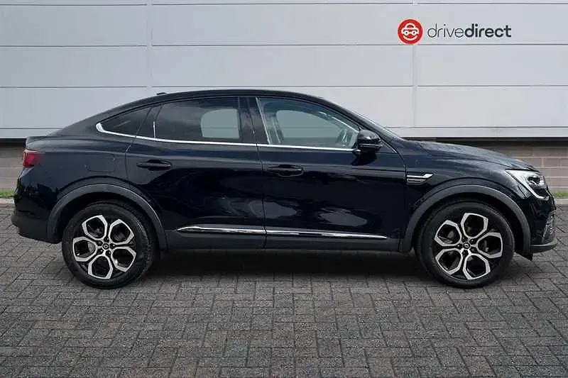 Used Renault Arkana Version S 140 HP (102 kW) 2022 Black SUV