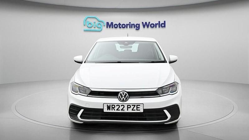 Usado VW Polo S 95 HP (69 kW) 2022 Branco Citadino