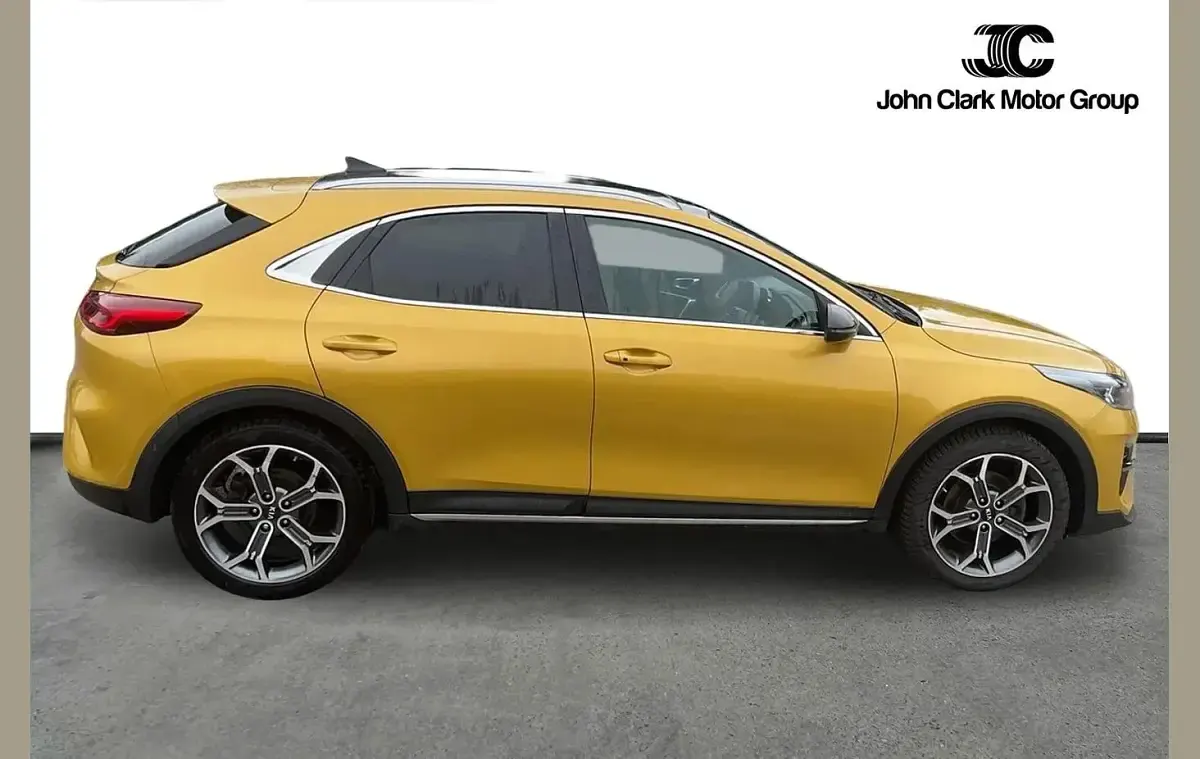 Used Kia XCeed First Edition 138 HP (101 kW) 2021 Yellow SUV