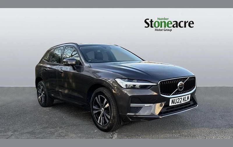 Used Volvo XC60 Momentum 247 HP (181 kW) 2022 Grey SUV