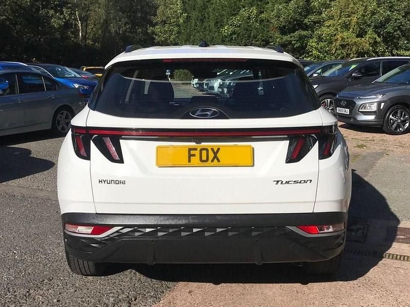 Used Hyundai Tucson SE 150 HP (110 kW) 2021 White SUV