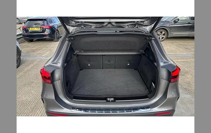 Used Mercedes GLA200 Executive 163 HP (119 kW) 2024 Grey SUV