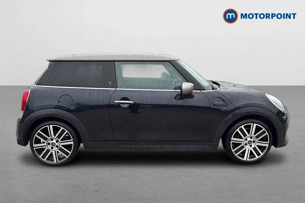 Used Mini Cooper Exclusive 136 HP (100 kW) 2022 Blue/black Hatchback