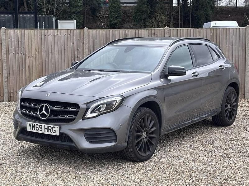Used Mercedes GLA200 AMG line 156 HP (114 kW) 2019 Grey SUV