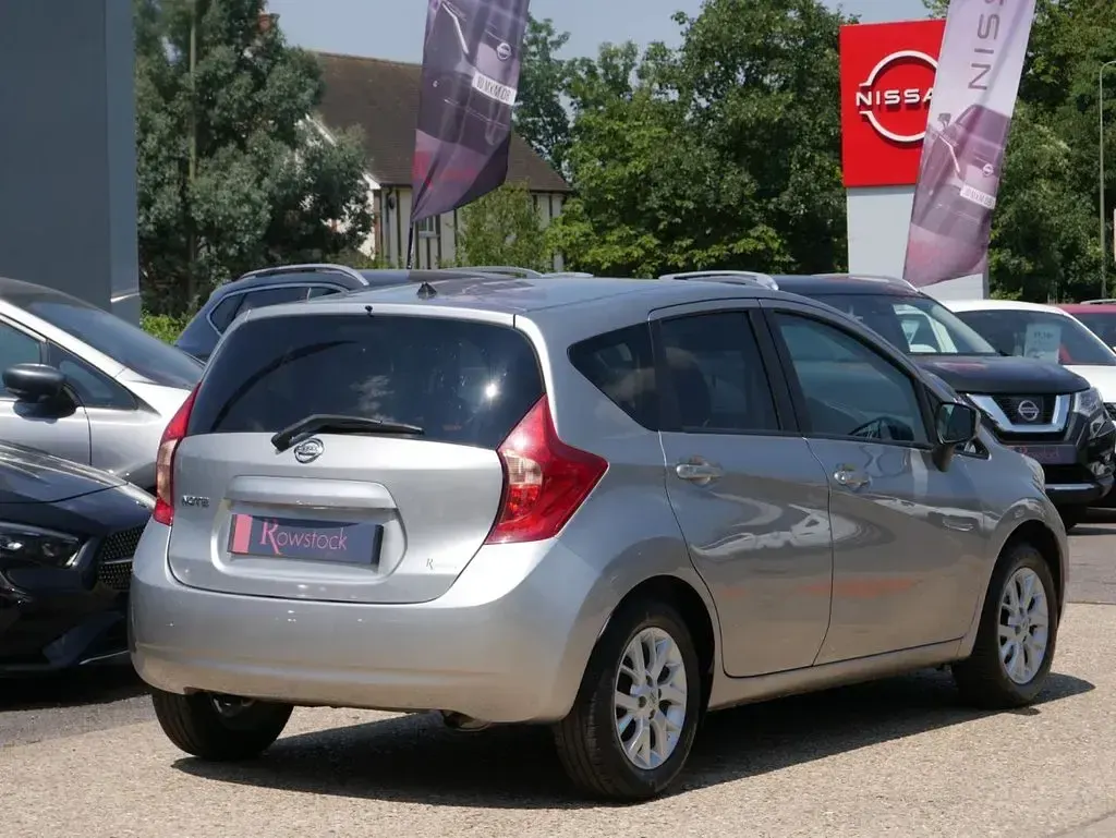 Used Nissan Note Acenta Premium 80 HP (58 kW) 2015 Silver Hatchback