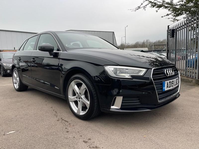 Used Audi A3 Sportback Sport 150 HP (110 kW) 2019 Black Hatchback