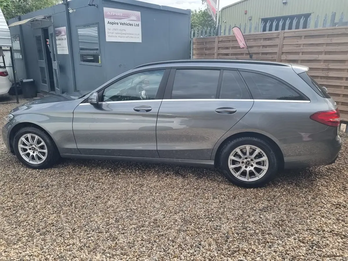 Used Mercedes C200 SE 2018 Grey Estate