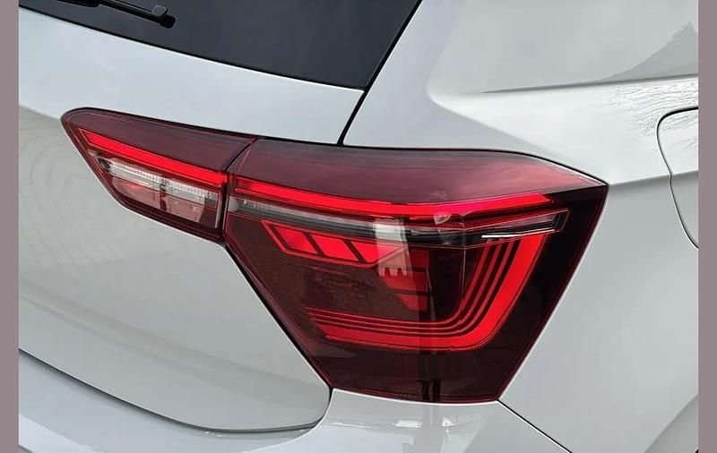 Używany VW Polo Edition 207 KM (152 kW) 2024 Szary Hatchback