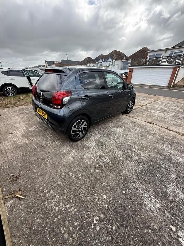 Second-hand Peugeot 108 Allure 82 CP (60 kW) 2014 Gri Hatchback