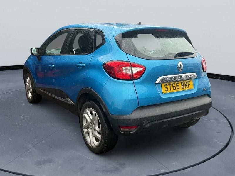 Used Renault Captur Dynamique 90 HP (66 kW) 2015 Blue SUV