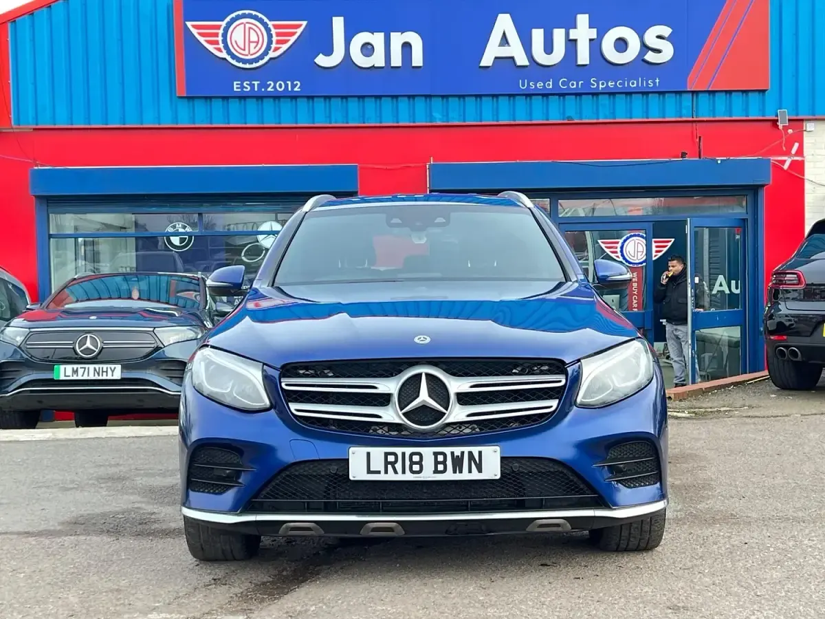 Used Mercedes GLC220 AMG line 2018 Blue SUV