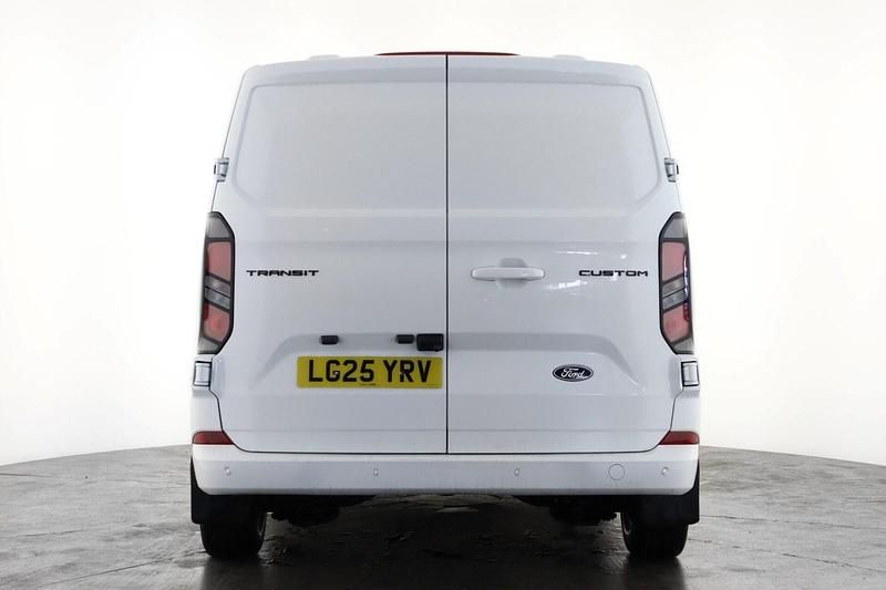 Used Ford Transit Custom Limited 136 HP (100 kW) 2025 White Van