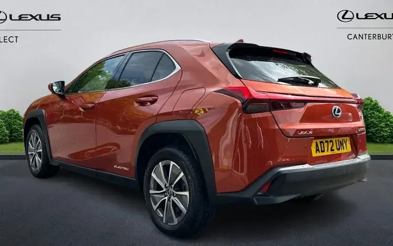 Used Lexus UX 150 kW (204 HP) 2022 SUV