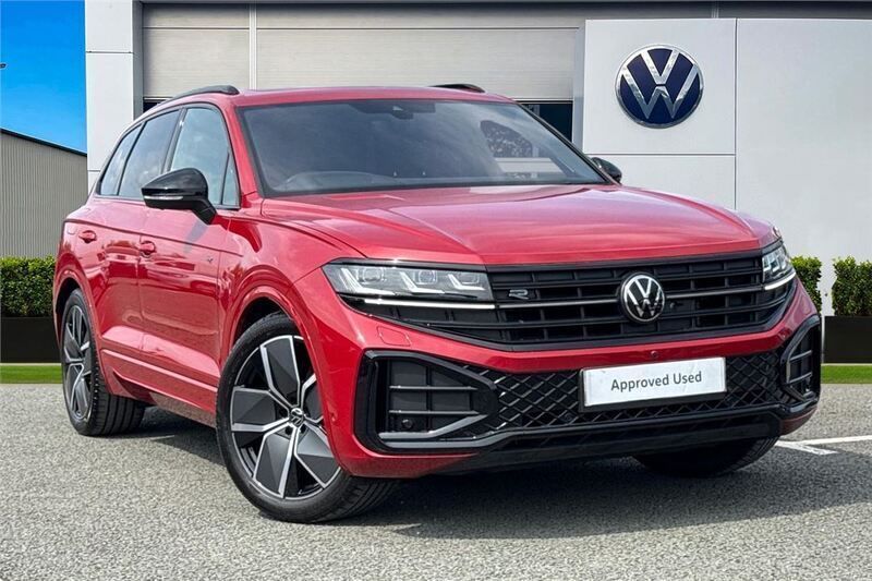 Red Used 2024 VW Touareg Black Edition SUV | £58,936 (Expensive) - Image 1/4