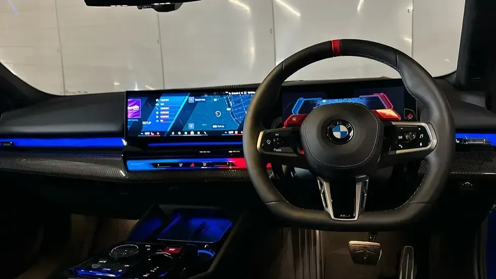 Used BMW M5 Comfort Edition 717 HP (527 kW) 2025 Blue Estate