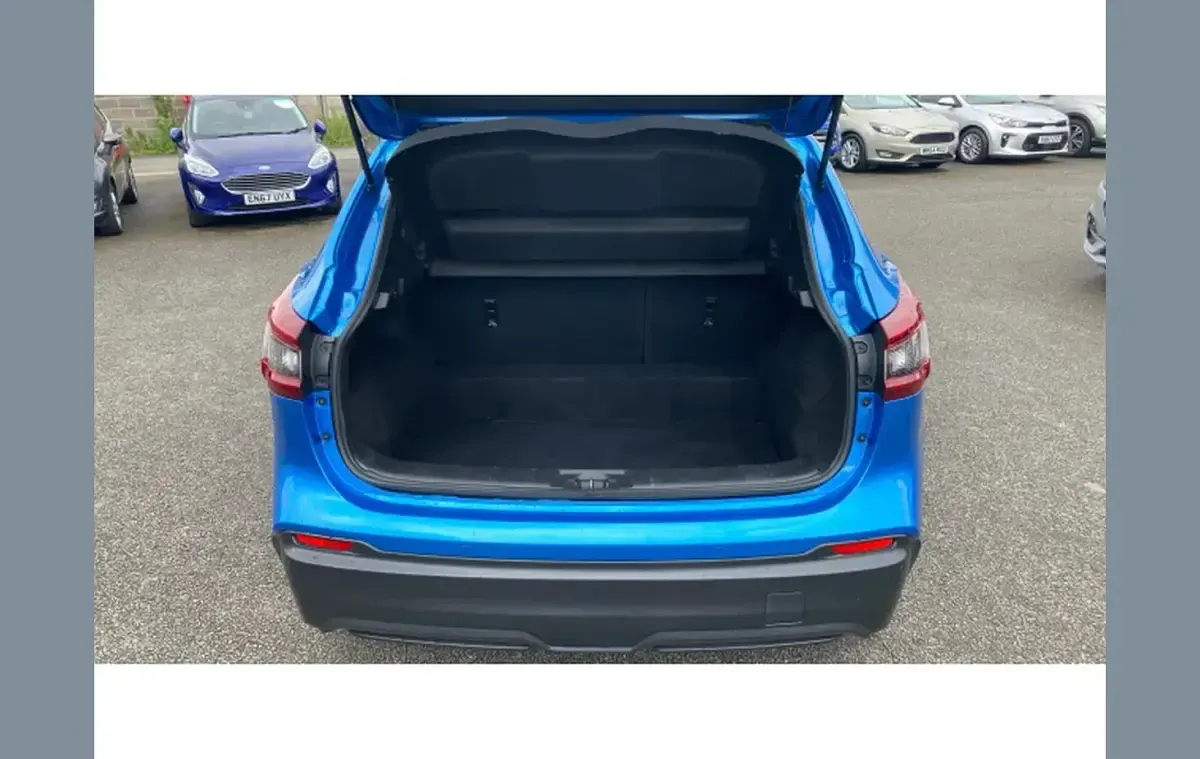 Used Nissan Qashqai Acenta Premium 160 HP (117 kW) 2020 Blue SUV