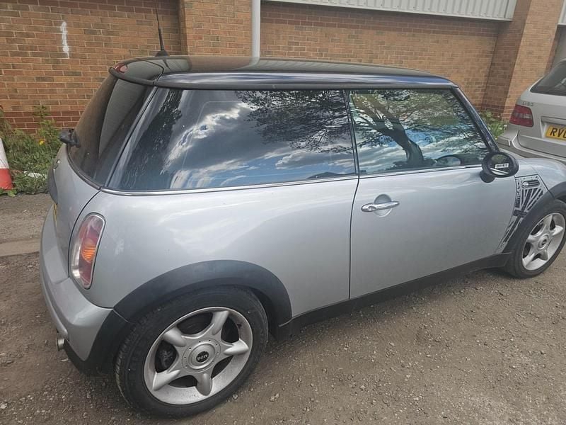 Used Mini ONE Hatch 2004 Silver Hatchback
