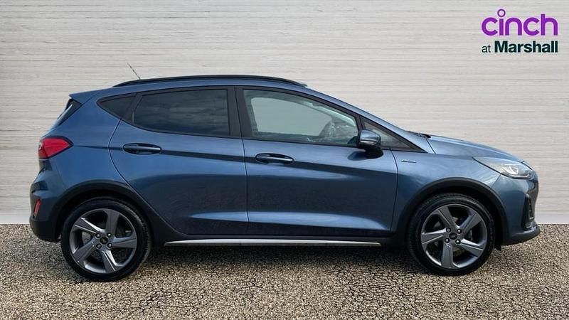 Usado Ford Fiesta Active 100 HP (73 kW) 2023 Azul Citadino