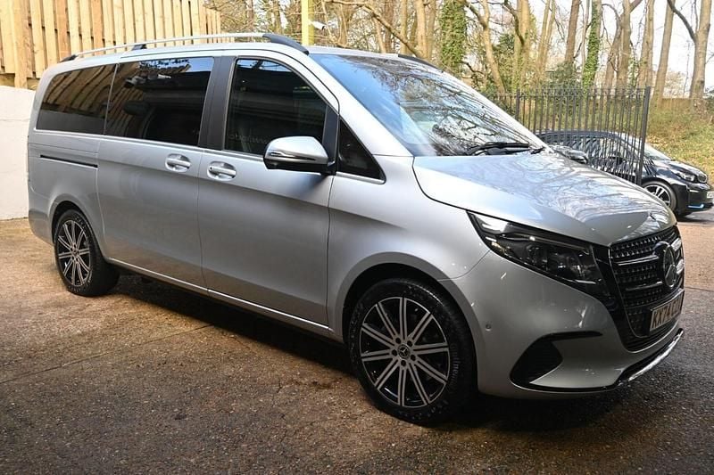 Used Mercedes V300 Premium 2025 Silver MPV