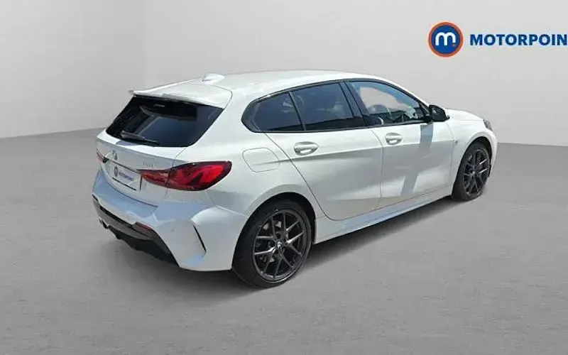 Used BMW 118 M Sport 136 HP (100 kW) 2024 White Hatchback