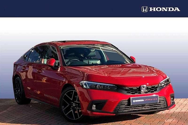 Crystal red Used 2025 Honda Civic Advance Hatchback | £31,390 (Fair price) - Image 1/4