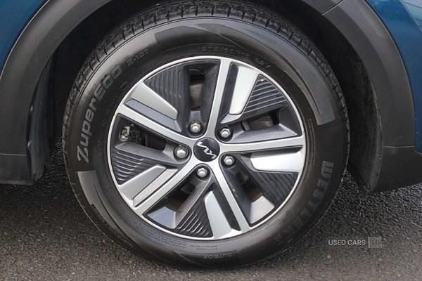 Used Kia Niro 139 HP (102 kW) 2022 Blue SUV