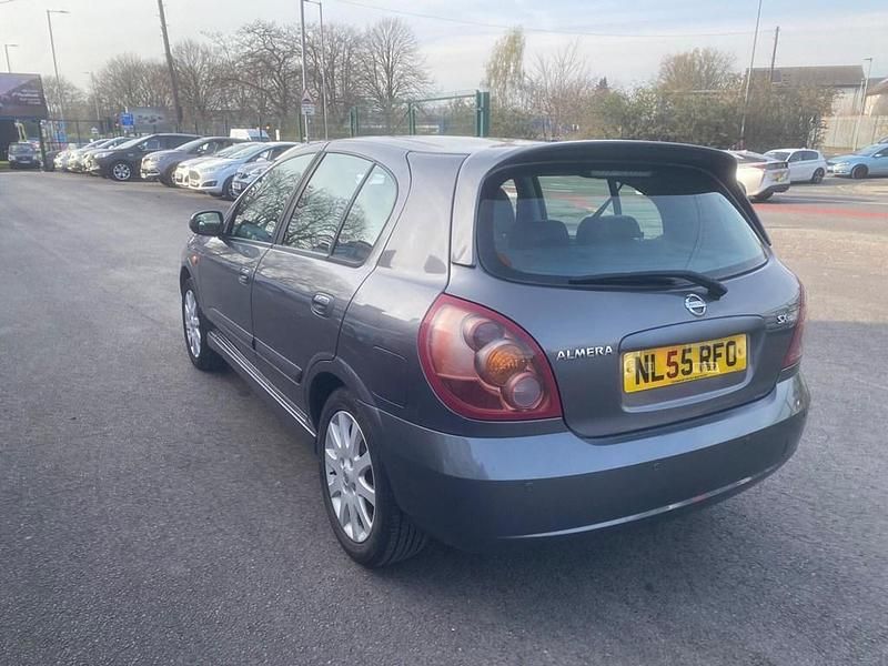 Used Nissan Almera 98 HP (72 kW) 2005 Grey Hatchback